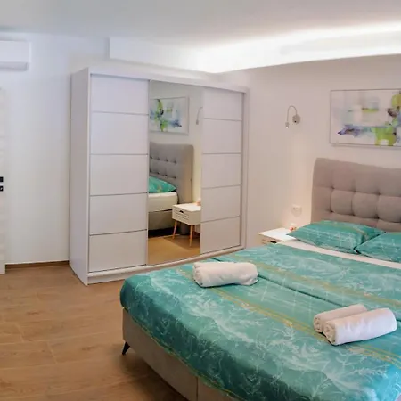 Lennida With Free Parking Apartment Kavran