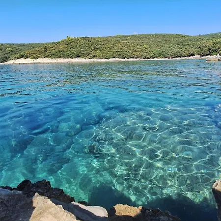 Lennida With Free Parking * Kavran