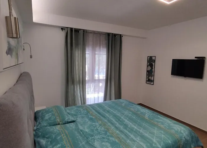 Lejlighed Lennida With Free Parking *